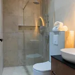 Levanat Iz Appartamento Veli Iž