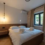 Levanat Iz Veli Iž