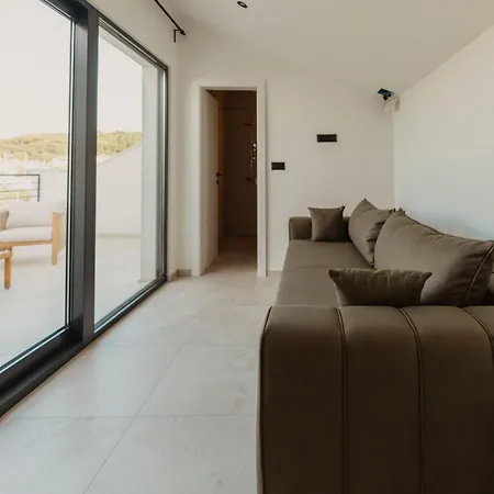 Апартаменты Levanat Iz