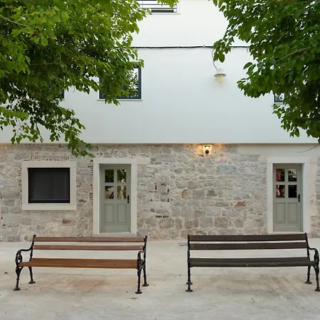 Daire Levanat Iz Veli Iž