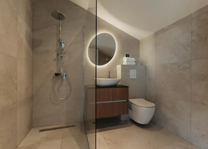 Levanat Iz Вели-Иж